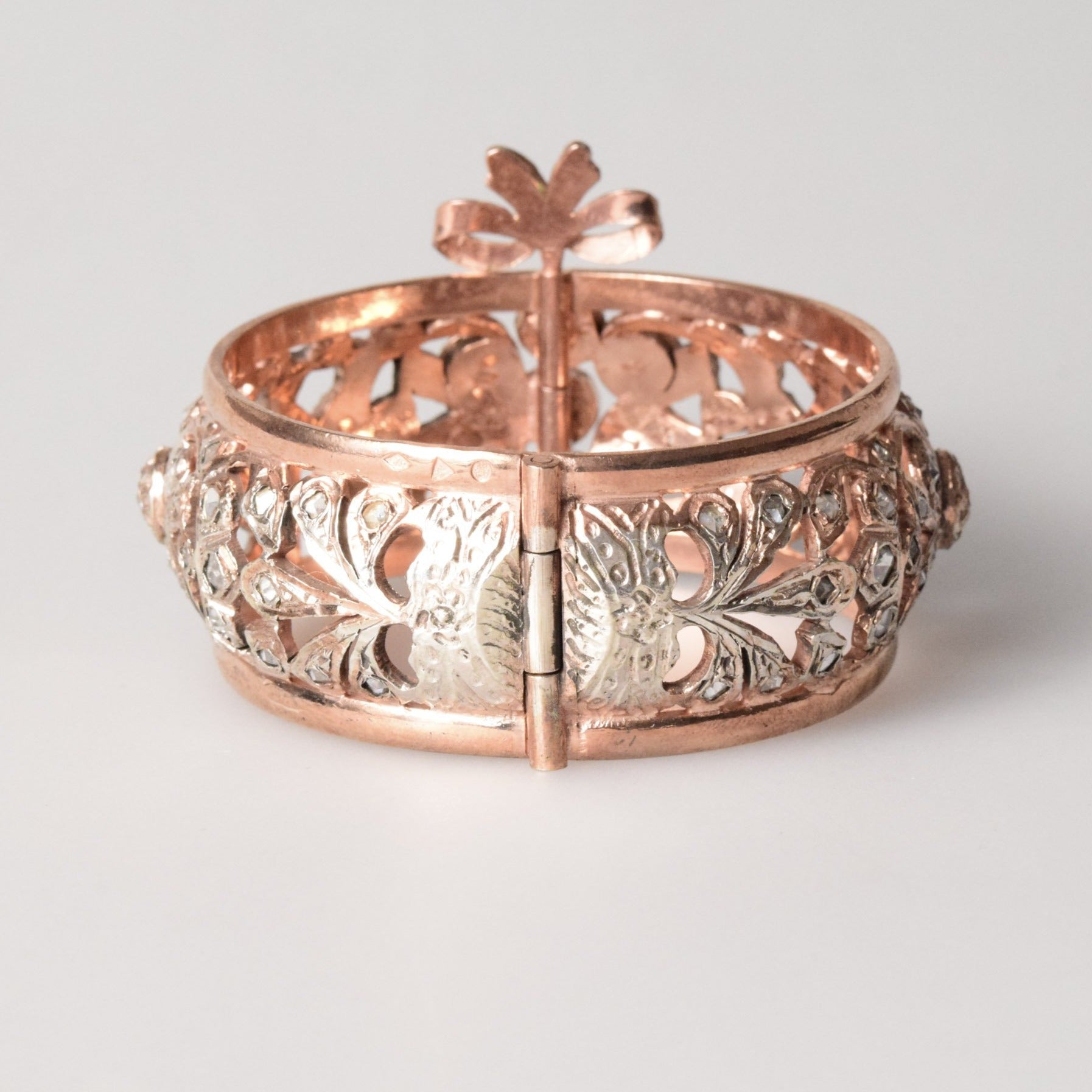 Husar's House of Fine Diamonds. Tresse Cuff Bracelet in Rose
